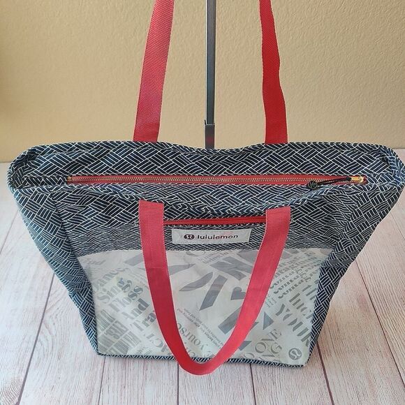 Lululemon large one-of-a-kind upcycle handmade tote - Picture 3 of 11